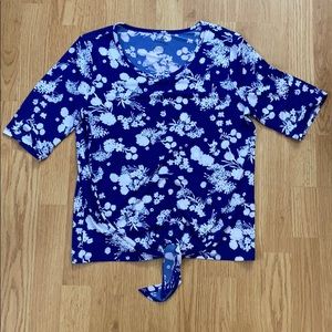 Women’s white and blue shirt